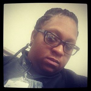 Meet your Posher, Cynthia